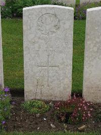Etaples Military Cemetery - Morris, Edwin